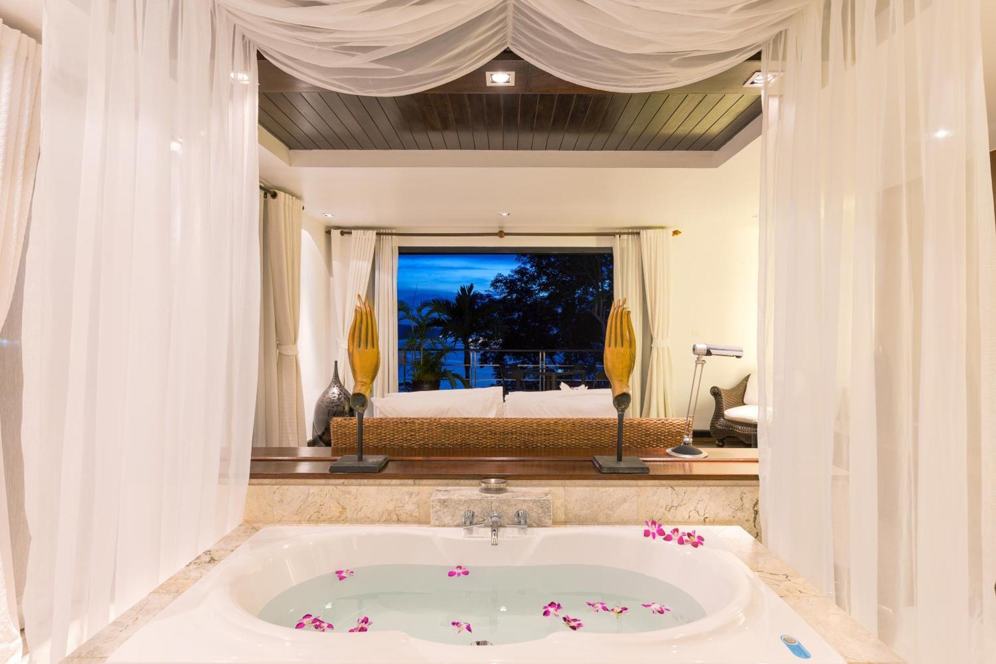 Villa Grand Ocean Views 6br Kalim 6, Near Patong